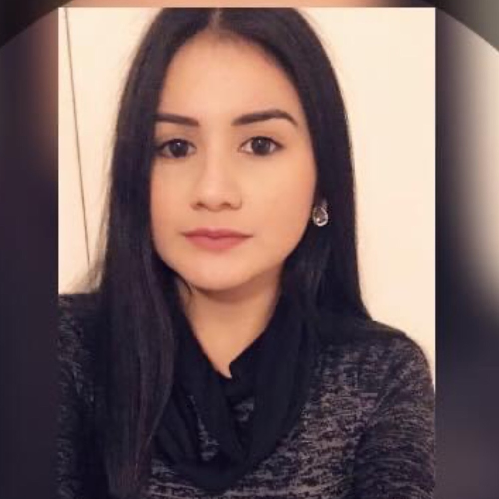 Meet your Posher, Selena